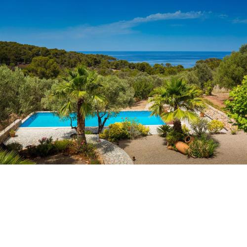Luxury Private Holiday Villa with Private Pool, Mallorca Villa 1087
