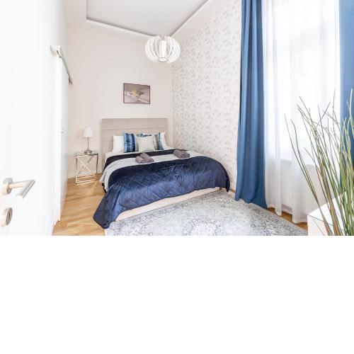 Luxury Quentin Apartment 2 BEDRM, 2 BATHRM