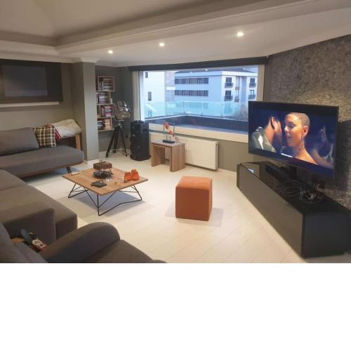 Luxury rooftop loft on Bagdat street seaside