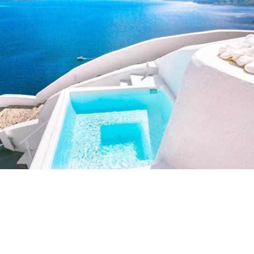 Luxury Santorini Villa Full Moon Villa Outdoor Plunge Pool Sea Caldera View 1 BDR Oia