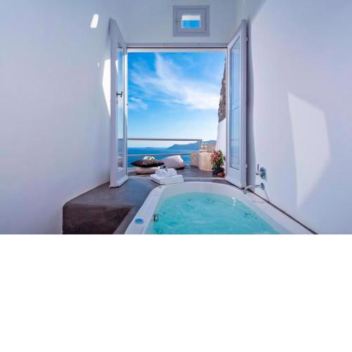 Luxury Santorini Villa Secret Escape Villa Private Pool Sea Caldera View 2 BDR Oia