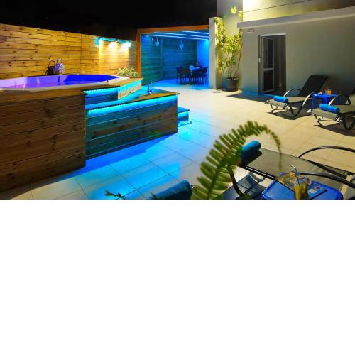 Luxury Sea-View Penthouse in Heraklion Crete