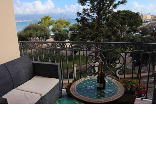 Luxury seaview apartment