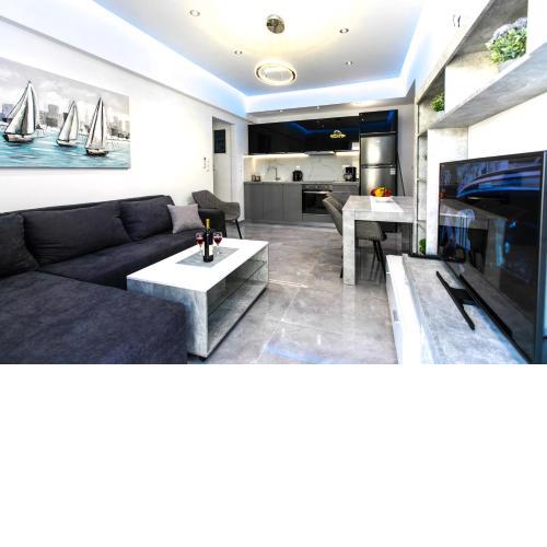 LUXURY SHADES OF GRAY APARTMENT