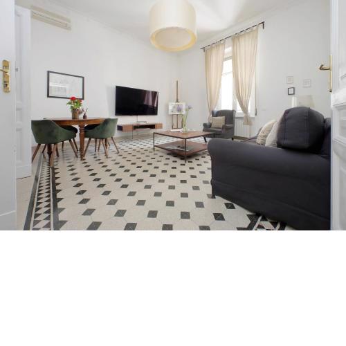 Luxury Spagna Apartments