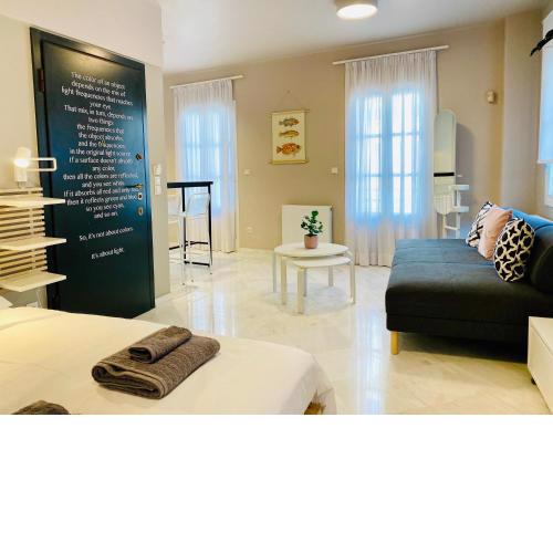 Luxury Studio in Historical Center, Syntagma-Plaka