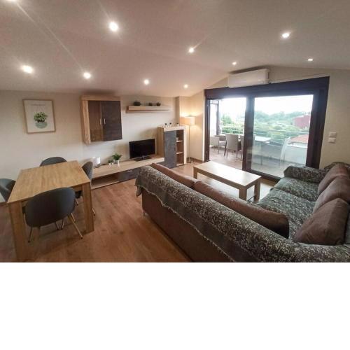 Luxury suite with sea and Olympus view