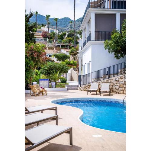 Luxury Villa Alhambra Private Pool close to Sea and Centre