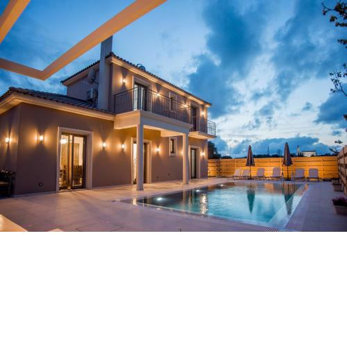 Luxury Villa Chrisi