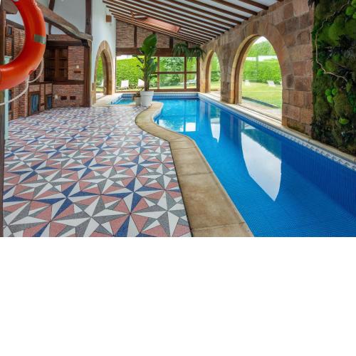 Luxury Villa Esmeralda