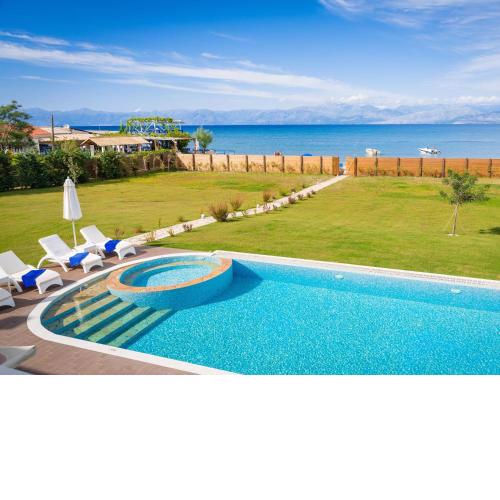 Luxury Villa Hera - Beachfront