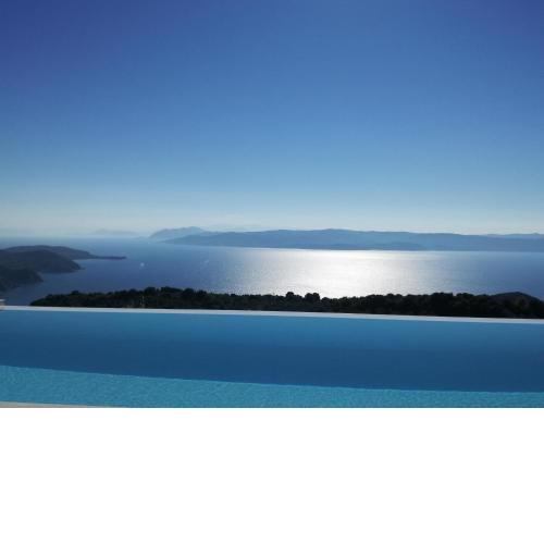 Luxury Villa in Kechria 2