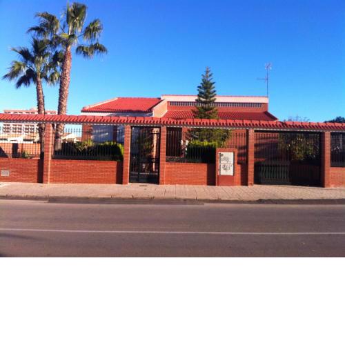 Luxury villa in Playa Honda