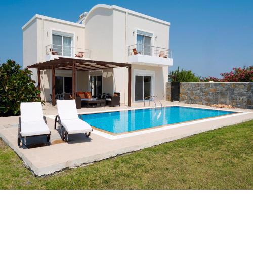 Luxury Villa Petalutha