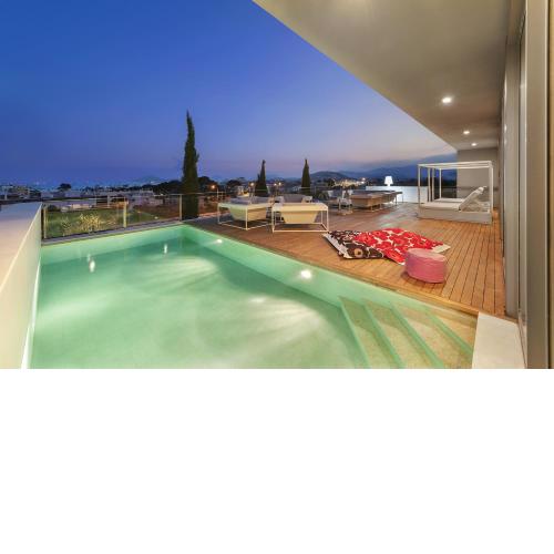 Luxury Villa Phoenix