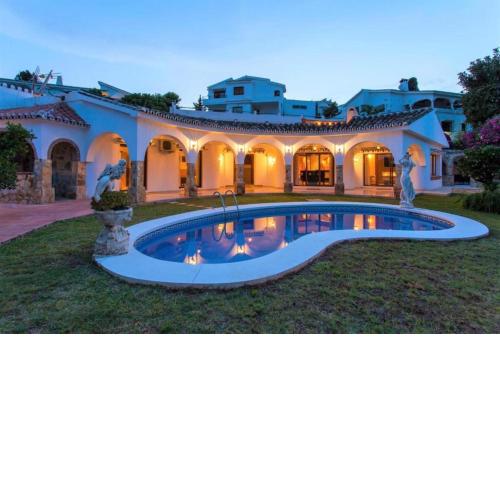Luxury Villa Romantica Near Beach Torremuelle