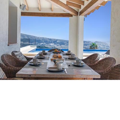 Luxury Villa with panoramic views over Moraira