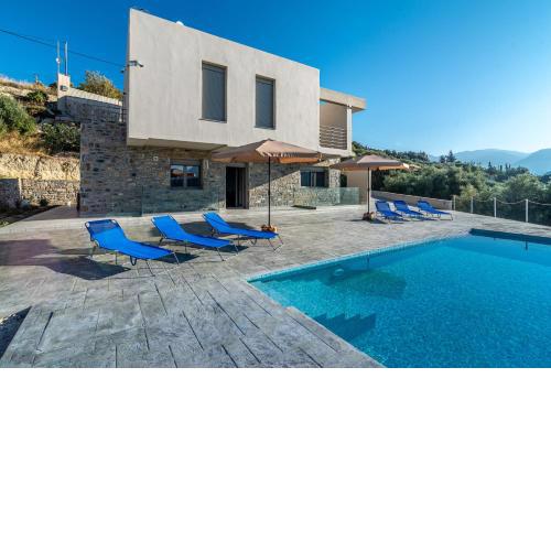 Luxury Villa with Pool for Families and Friends