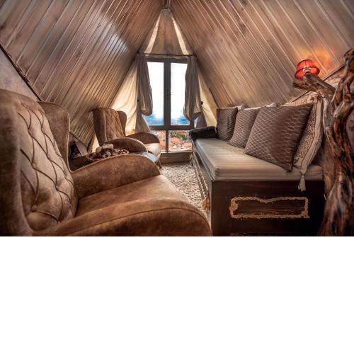 Lykovrisi Guest House