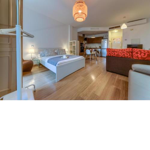 LyriosHomes Apartamento Estudio La Biznaga