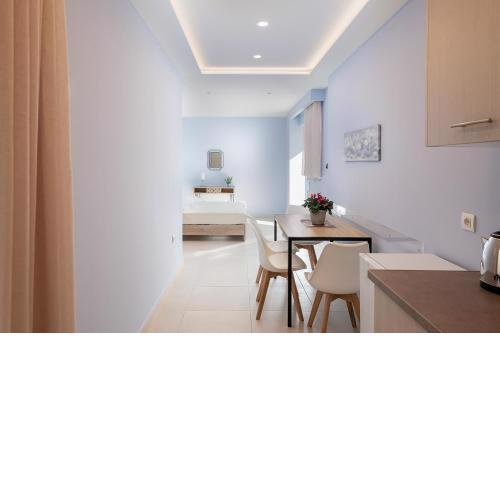 M City Apartments 100m from the beach