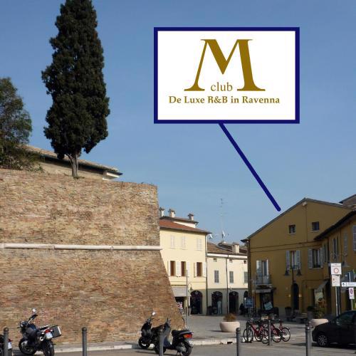 M Club De Luxe B&B