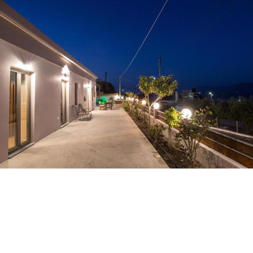 M & E Kissamos sea view house