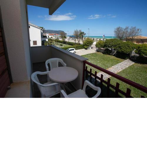 M24 - Marcelli, trilocale con terrazzo fronte mare
