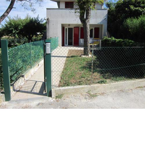M272 - Marcelli, nuovo trilocale con giardino