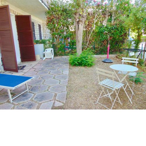 M297 - Marcelli, trilocale con giardino a 100 m. dal mare
