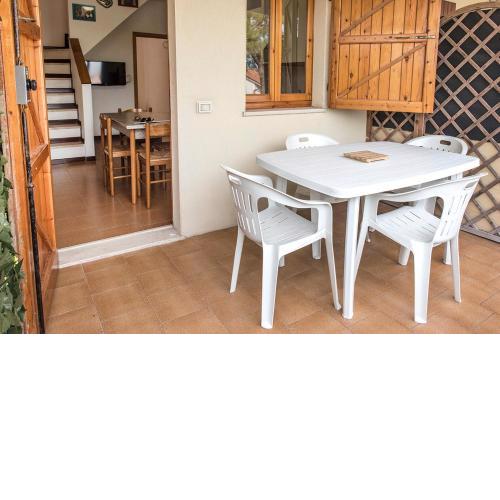 M331 - Marcelli, trilocale con terrazzo