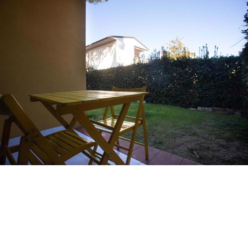 M53 - Marcelli, bilocale con giardino a 100 mt dal mare 4