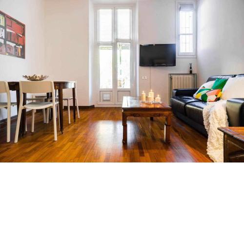 MA08A beautiful flat with terrace in Pta Nuova
