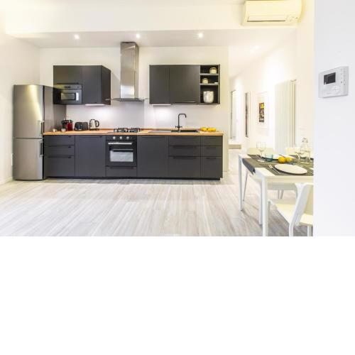 Maciachini Apartments R&R