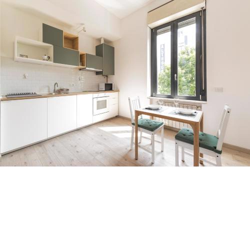 Maciachini Renovated Studio!