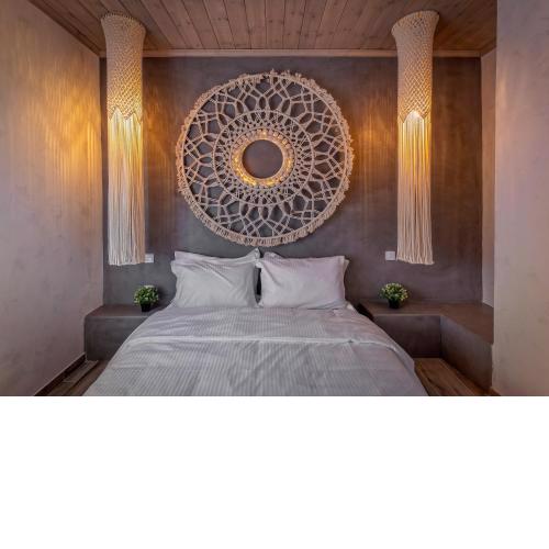 Macrame Suites