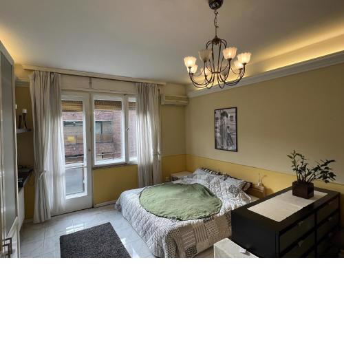 Madach Square Residence