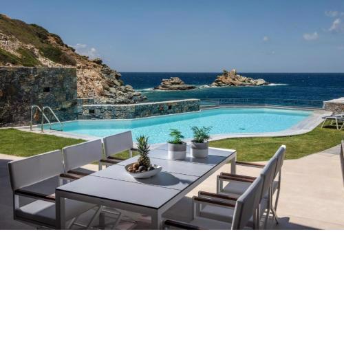 Made By The Sea Villas 12 BDRM