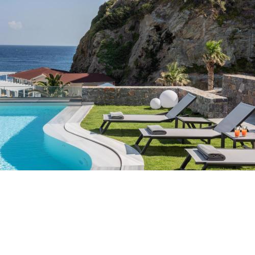 Made By The Sea Villas 9 BDRM