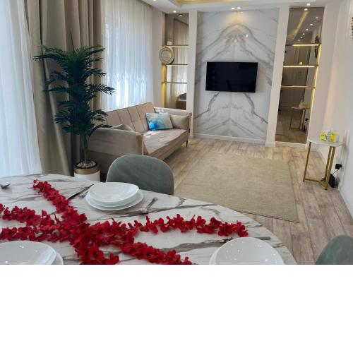 Madinaty, Elite new studio families and couples only