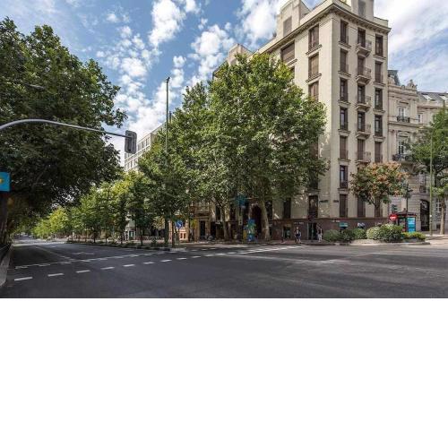 Madrid Center Superior Location