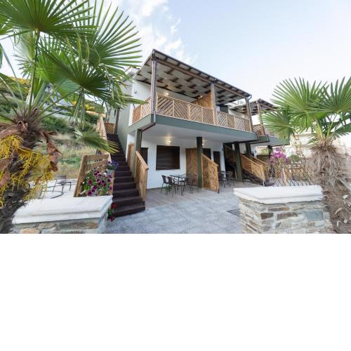 MAD'S Villas 1