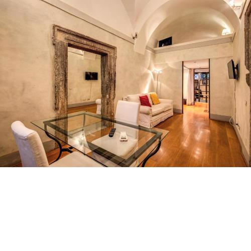Magenta Luxury Specchi