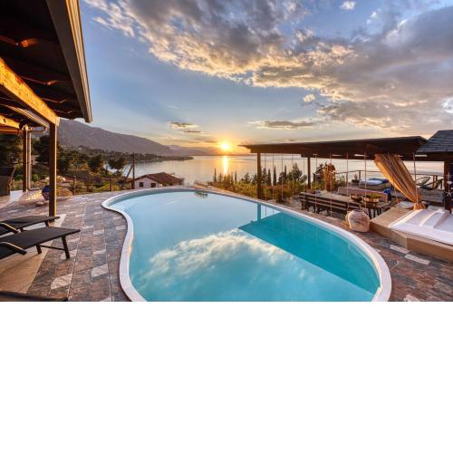 Magical view, Villa Asproneri, Kamena Vourla