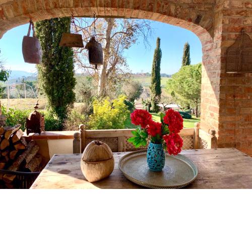Magical Villa Gioiella 6 Bedroom Holiday Home on the Umbria Tuscany Border