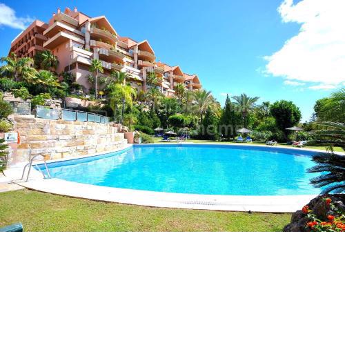 Magna Marbella - Apartamento de Lujo y golf en zona de Puerto Banús