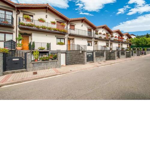 Magnífica casa con jardin, BBQ e hidromasaje