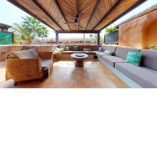 Magnificent duplex penthouse in Puerto Banus