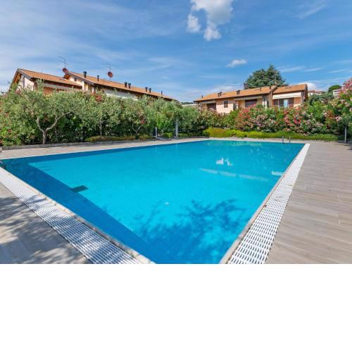 Magnificent Holiday Home in Bardolino with Private Pool