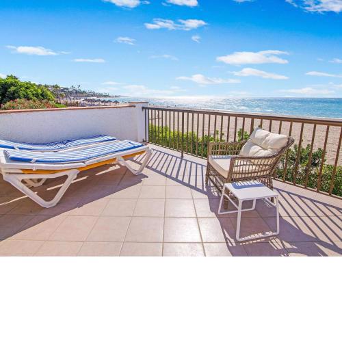 Magnificent Villa in Andalusia near Beach